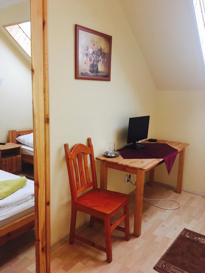 Kék Lagúna Panzió Dombrád Extérieur photo
